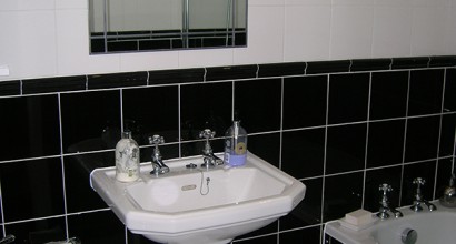 Period Bathroom 3