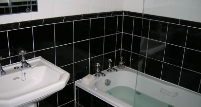 Period Bathroom 4